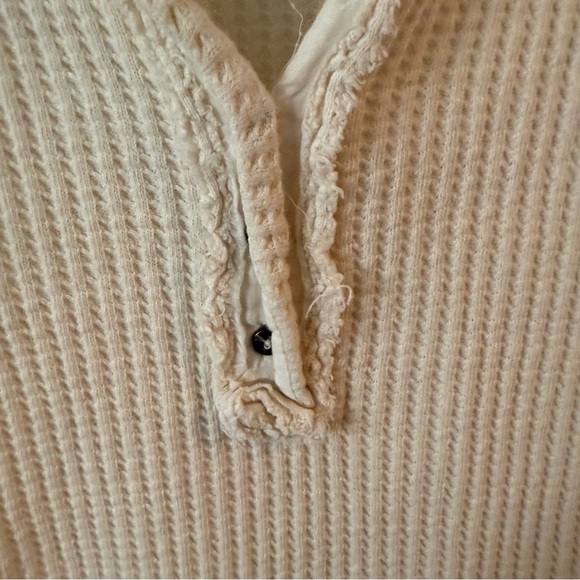 Free People Women’s Colt Top Waffle Knit Raw Hem Long Sleeves Sz M - Picture 6 of 15